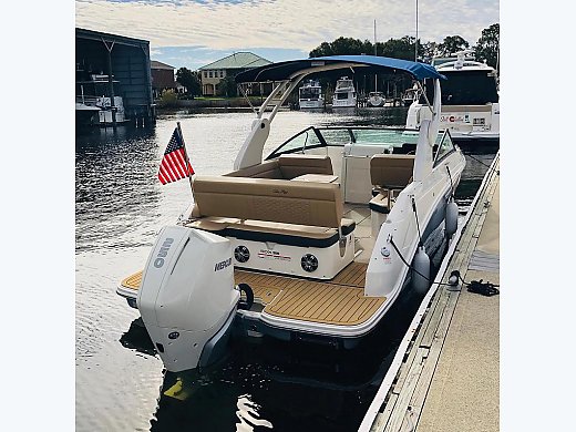 2019 Sea Ray SDX 250 Outboard