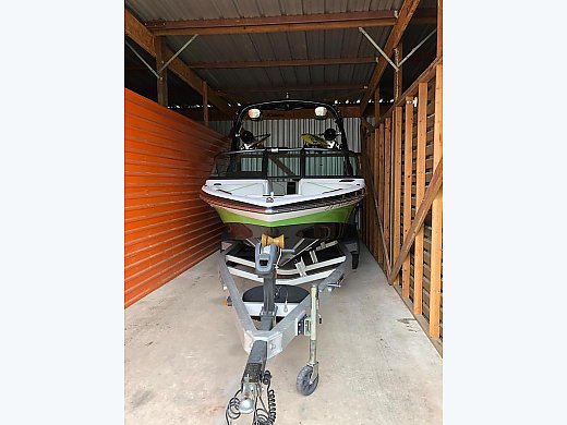 2011 Nautique 210 Super Air Naut...