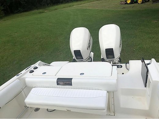 2000 Hydra-Sports 2390