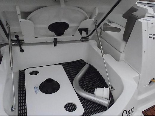 2015 Monterey 295 Sport Yacht