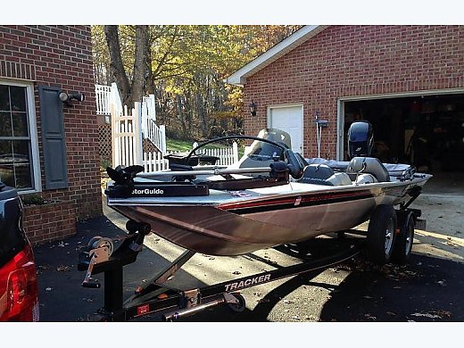 2010 Tracker Pro Team 170 TX