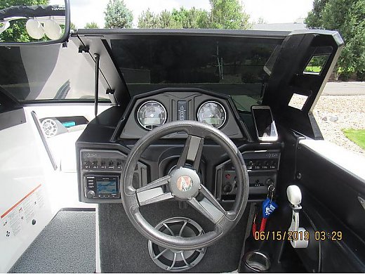 2016 Axis T22