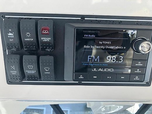 2018 Pursuit S 328 Sport