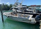 Boston Whaler cuddy cabin 27 ft 1989