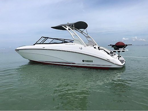 2019 Yamaha 242 Limited S