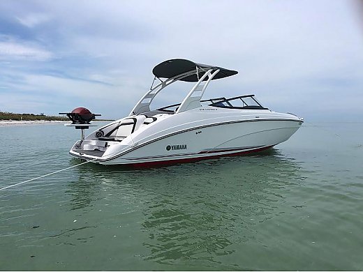 2019 Yamaha 242 Limited S