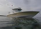 Boston Whaler 370 Outrage 2014