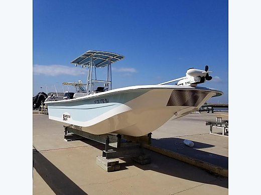 2011 Carolina Skiff 238 DLV