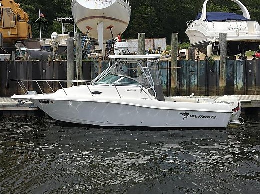 2003 Wellcraft 240 Coastal