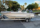 Robalo R190 Center Console 2002