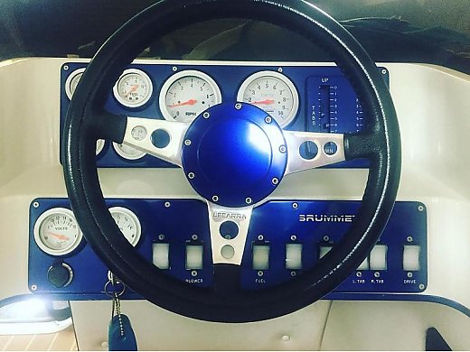 1995 Hallett 240
