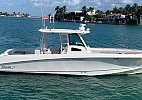 Boston Whaler 370 Outrage 2012