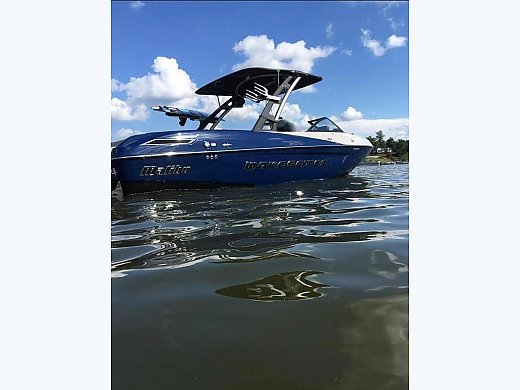 2016 Malibu Wakesetter 23 LSV
