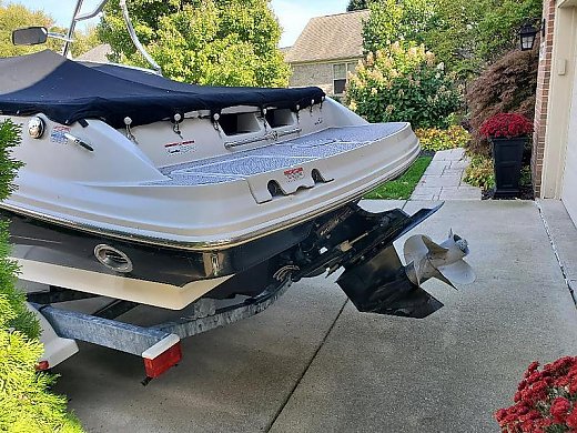 2007 Sea Ray 210 Select