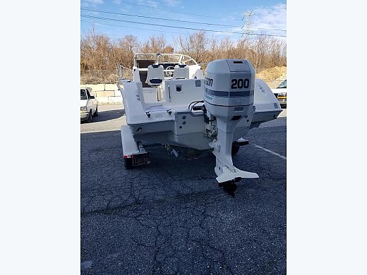 1996 Wellcraft 218 Coastal