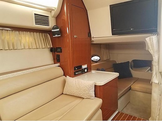 2009 Regal 3360 Window Express