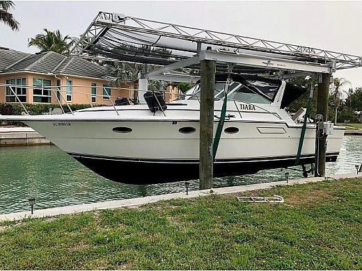 1993 Tiara 3300 Open