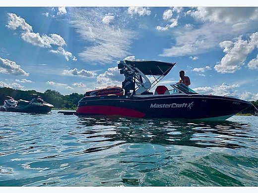 2017 Mastercraft X10