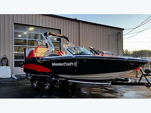 2017 Mastercraft X10