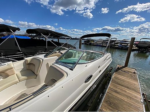 2004 Chaparral Sunesta 254