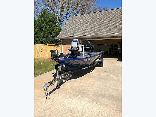 2018 Lowe Stinger 175C