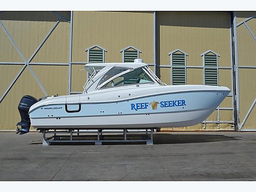 2018 World Cat 320 DC