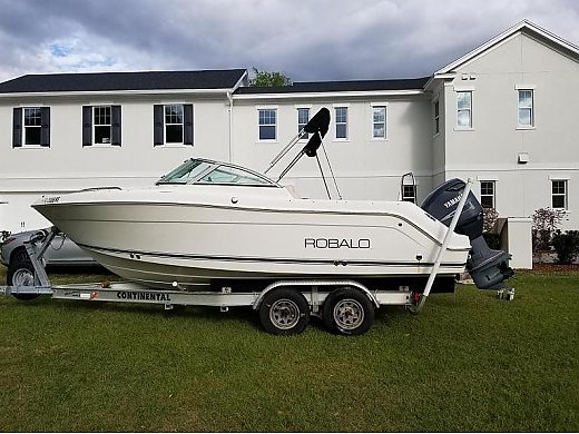 2005 Robalo 227 Robalo