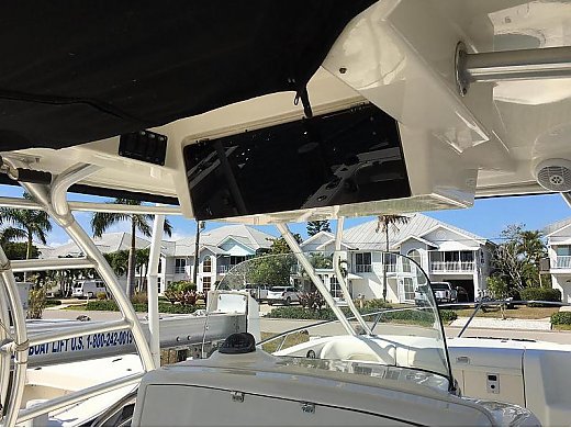 2007 Boston Whaler 320 Outrage C...