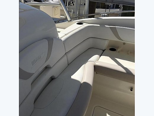 2007 Boston Whaler 320 Outrage C...