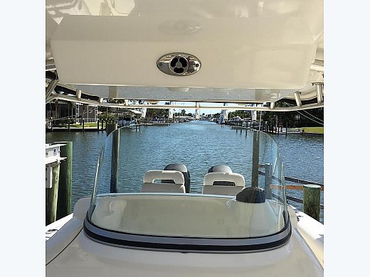 2007 Boston Whaler 320 Outrage C...