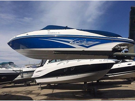 2012 Rinker Captiva 246 BR