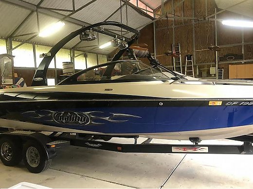 2005 Malibu Sunscape 23 LSV