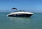 Sea Ray 220 Sundeck 2012