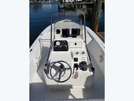 2007 Mako 2201 Inshore