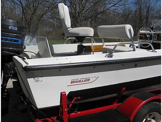 1974 Boston Whaler 3A8926