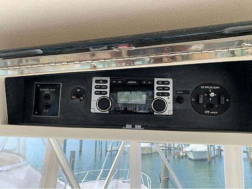 1991 Viking 38 Convertible