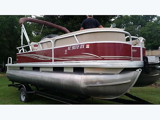 2013 Sun Tracker Party Barge 20 ...