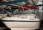 Boston Whaler 230 Conquest 2000