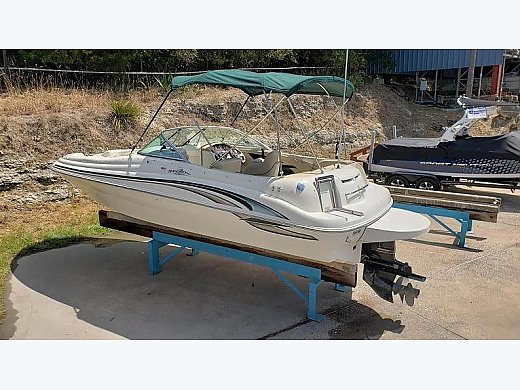 2000 Sea Ray 210 Sundeck