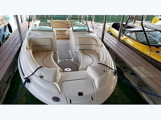 2000 Sea Ray 210 Sundeck