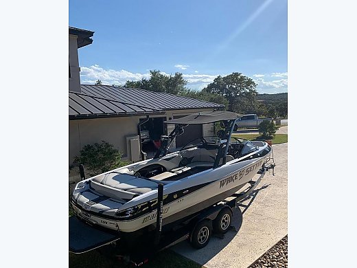 2012 Malibu Wakesetter 247 LSV