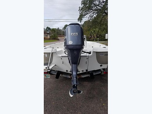 2012 Nauticstar 1910 Nauticbay