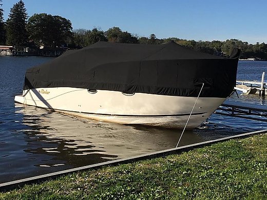 2002 Rinker Fiesta Vee 270