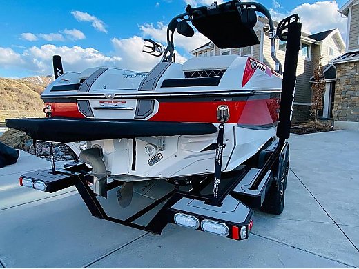 2019 Nautique Super Air Nautique...