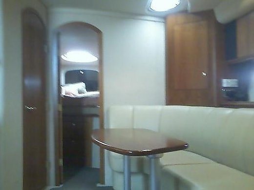 2001 Cruisers Yachts 3672 Expres...