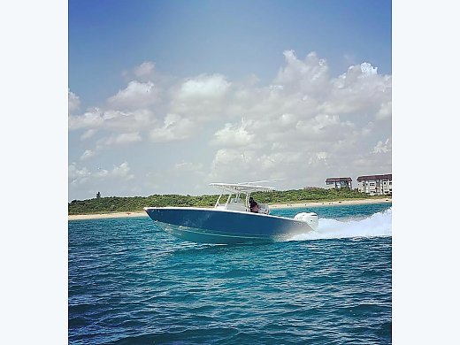 2019 Jupiter 30 HFS