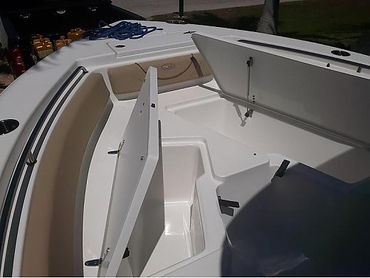 2017 Sea Hunt Ultra 225