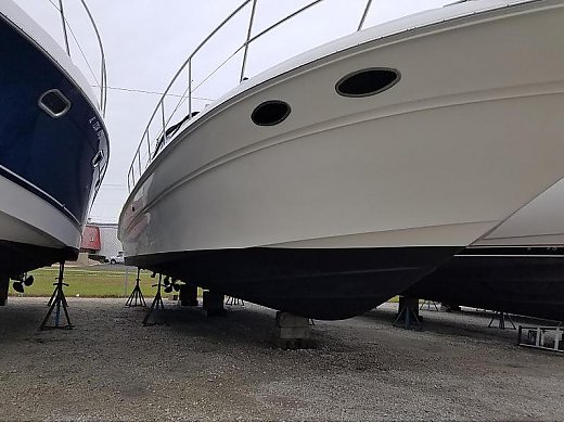 2000 Sea Ray 410 Express Cruiser