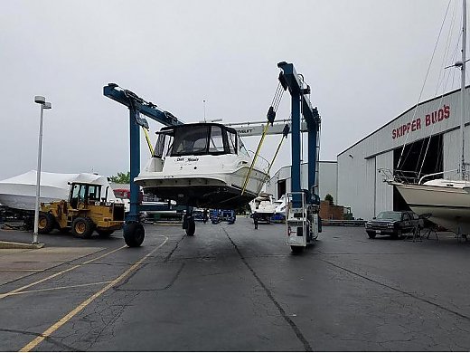 2000 Sea Ray 410 Express Cruiser