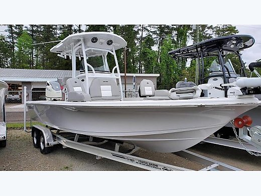 2019 Sea Pro 248 Bay DLX